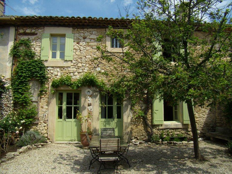 Lovely old but fully renovated hamlet house in Luberon Provence